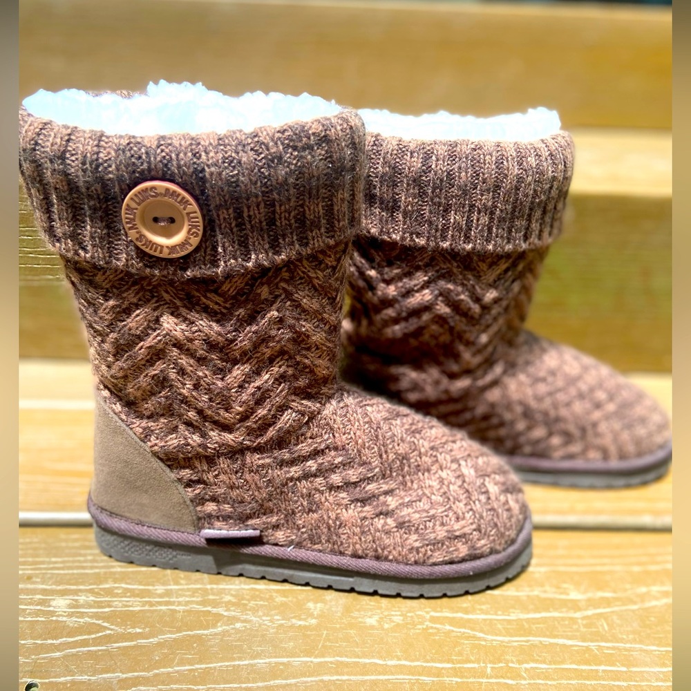 ❗️NWOT❗️Muk Luk Janet Boots